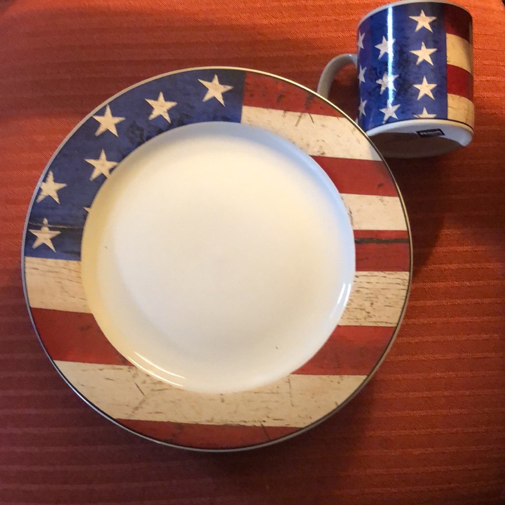 Adorable Star Spangle Banner Dinner, Dessert and Coffee Mugs setting for Four